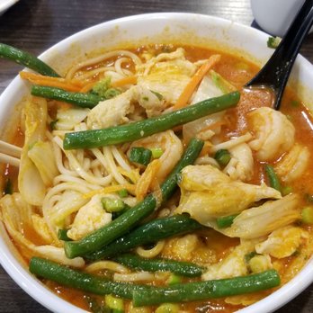 Szechwan Noodle - Curry soup with full size shrimp, white meat chicken, veggies & noodles. - Szechuan Near Me - Tempe, Arizona Szechwan Noodle - Curry soup with full size shrimp, white meat chicken, veggies & noodles. - Szechuan Near Me - Tempe, Arizona