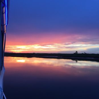 Wilmington Water Tours - Sunset! - Boat Charters Near Me - Wilmington, North Carolina Wilmington Water Tours - Sunset! - Boat Charters Near Me - Wilmington, North Carolina