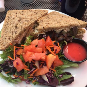 Cherry Pit Restaurant - Breakfast & Brunch Near Me - West Kelowna, British Columbia Cherry Pit Restaurant - Breakfast & Brunch Near Me - West Kelowna, British Columbia