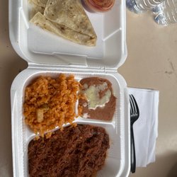 Burros Mexican Fast Food - Carne con Chile Colorado