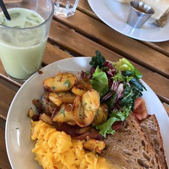Native Fields - Breakfast Plate Breakfast Burrito - New American Near Me - Walnut, California