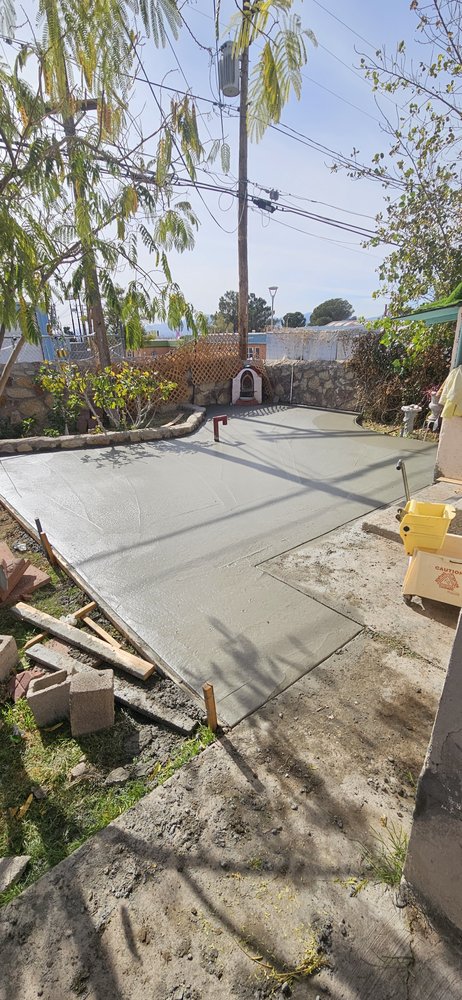 Slide of Puentes Roofing and Construction