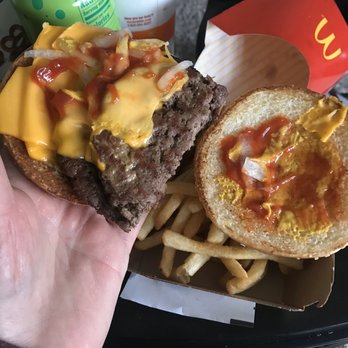 McDonald's - How do you serve a burger like this lol - Fast Food Near Me - Amarillo, Texas