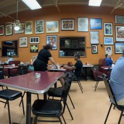 Coral Bagels - Interesting interior.