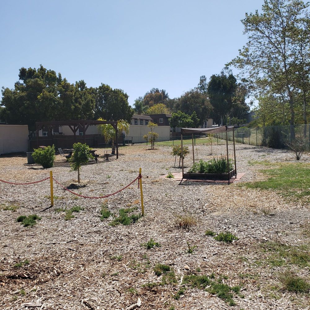 ROBINWOOD PLAZA APARTMENTS Updated September 2024 5225 Robinwood Rd