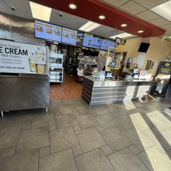 Carl's Jr