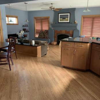 Ace Flooring - Kitchen through to family room - Flooring Near Me - Park Ridge, Illinois
