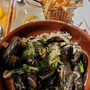 La Bicyclette - Mussels - French Near Me - Carmel, California