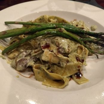 The Exchange Pub + Kitchen - Pesto fettuccine - Gastropubs Near Me - New Albany, Indiana The Exchange Pub + Kitchen - Pesto fettuccine - Gastropubs Near Me - New Albany, Indiana
