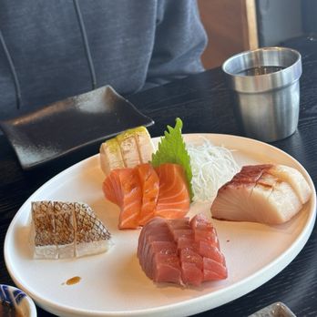 Sushi Kashiwa - Chef's Choice Sashimi(15pc) - Sushi Bars Near Me - Pacifica, California Sushi Kashiwa - Chef's Choice Sashimi(15pc) - Sushi Bars Near Me - Pacifica, California
