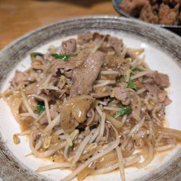 Lamb in black pepper and salt sauce