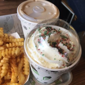 Shake Shack Inner Harbor - Christmas cookie shake and salted caramel shake - Burgers Near Me - Baltimore, Maryland Shake Shack Inner Harbor - Christmas cookie shake and salted caramel shake - Burgers Near Me - Baltimore, Maryland