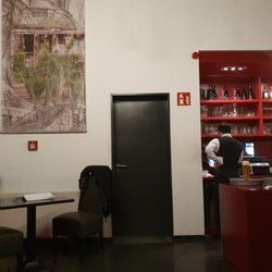 Helms Lounge