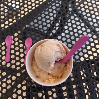 Baskin-Robbins - One scoop churro flavor and one scoop snicker doodle. Amazing - Ice Cream & Frozen Yogurt Near Me - Ladera Ranch, California