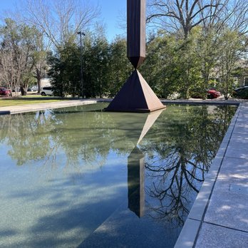 Rothko Chapel - Outdoor sculpture - Art Museums Near Me - Houston, Texas