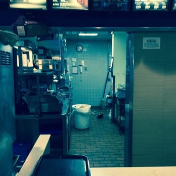 Taco Bell - Filthy - Fast Food Near Me - Weed, California