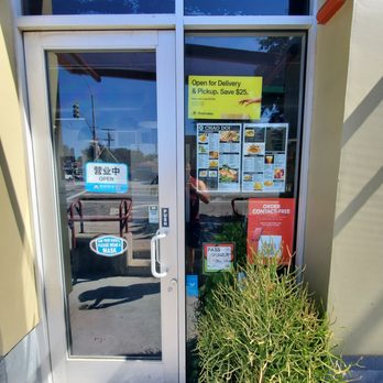 Chao Doi Thai Restaurant - Thai Near Me - Pasadena, California