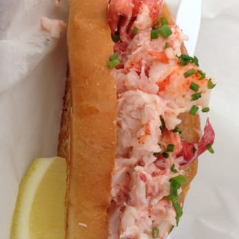 Bite Into Maine - Maine style lobster roll - Seafood Near Me - Cape Elizabeth, Maine