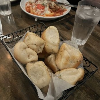 Saviano's Italian Kitchen - Garlic knots - Italian Near Me - Euless, Texas