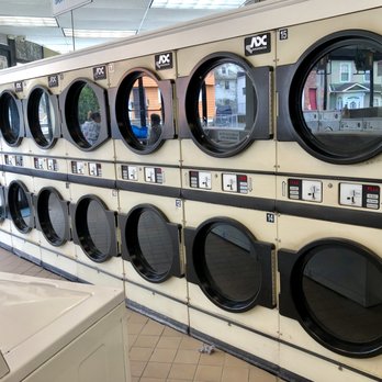Waverly Avenue Laundry Center - Laundromat Near Me - Watertown, Massachusetts Waverly Avenue Laundry Center - Laundromat Near Me - Watertown, Massachusetts