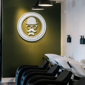 THE GENTLEMAN IN THE PARLOUR L’ECHOPPE The Gentleman in the Parlour: A Record of a Journey from Rangoon