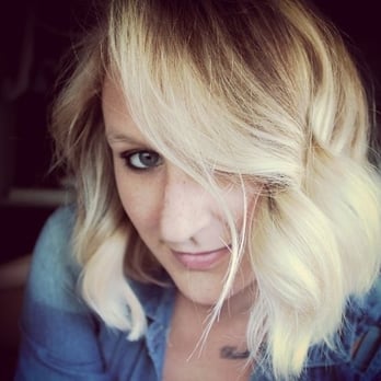 Tease Salon Studios - Blonde ombré/ bob - Nail Technicians Near Me - San Diego, California