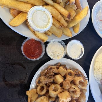 Barbara's Fishtrap - Coastside Calamari and tempura veggies - Seafood Near Me - Half Moon Bay, California Barbara's Fishtrap - Coastside Calamari and tempura veggies - Seafood Near Me - Half Moon Bay, California