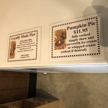 Willow View Farms - a display of pumpkin pies - Farmers Market Near Me - Abbotsford, British Columbia Willow View Farms - a display of pumpkin pies - Farmers Market Near Me - Abbotsford, British Columbia