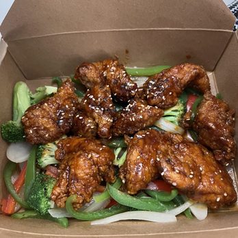 Kao Thai Cuisine - Crispy Chicken Wings - Thai Near Me - Columbia, South Carolina