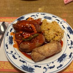 China King Chinese Restaurant - General tso chicken lunch special