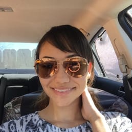 Surprised there's not more pics on here rep'ing Nadine's work so=HERE. Quick bang trim/blowdry. She's great for CURLY/DRY hair! Surprised there's not more pics on here rep'ing Nadine's work so=HERE. Quick bang trim/blowdry. She's great for CURLY/DRY hair!