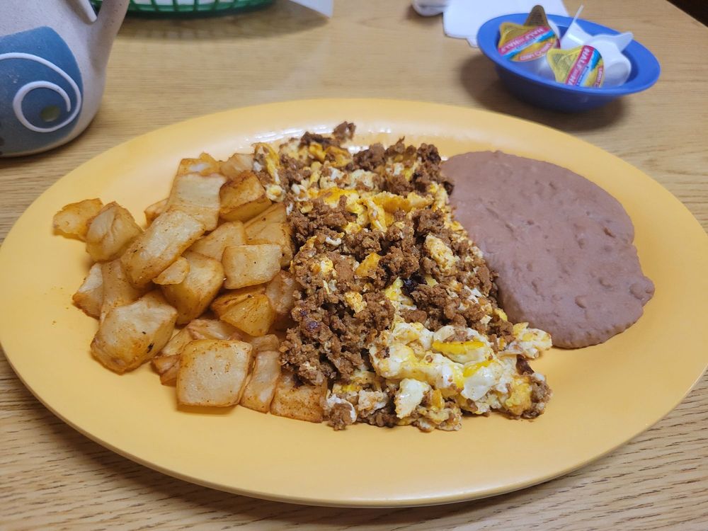 Los Arcos Mexican Restaurant and Seafood — Mexican restaurant in Universal City