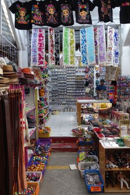 Mercado de Artesanías La Ciudadela by null
