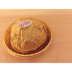 Valérie - Salute to Rocher HKD 33