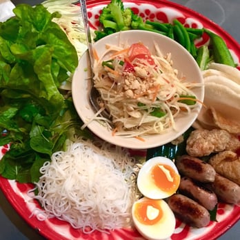 Hide 'n Seek - Som Tum Platter - Thai Near Me - Adelaide, SA