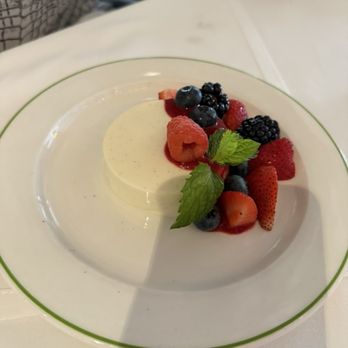 Novikov - Panna cotta - Mediterranean Near Me - Beverly Hills, California