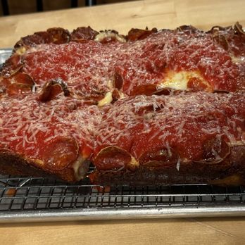 Mastiff Kitchen - La Mesa - Pepperoni pizza - Burgers Near Me - La Mesa, California