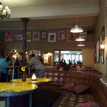 Cock Tavern - Pubs Near Me - London, XGL Cock Tavern - Pubs Near Me - London, XGL
