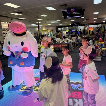 PopUp Party Entertainment - Party Characters Near Me - Riverside, California PopUp Party Entertainment - Party Characters Near Me - Riverside, California