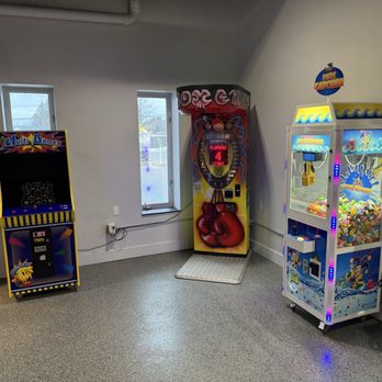 Rosco's Coney Island - Village Vault Arcade - Coffee & Tea Near Me - Roscommon, Michigan Rosco's Coney Island - Village Vault Arcade - Coffee & Tea Near Me - Roscommon, Michigan