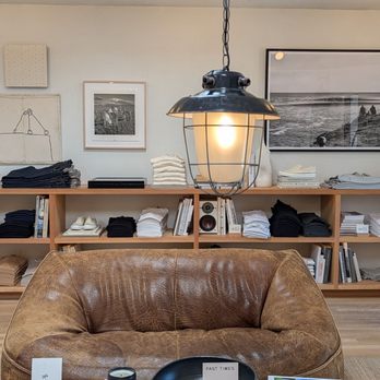 Buck Mason - Sitting area near the front - Men's Clothing Near Me - Venice, California Buck Mason - Sitting area near the front - Men's Clothing Near Me - Venice, California