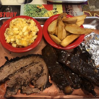 Railroad Bbq - Brisket, Ribs, Potato Wedges, and Mac n cheese!! - Barbeque Near Me - Columbia, South Carolina