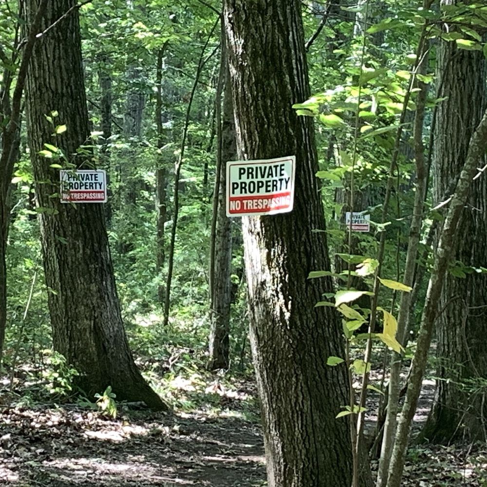 Alsop Meadows - The trail ends at private property and is obviously well marked. - Parks Near Me - Avon, Connecticut Alsop Meadows - The trail ends at private property and is obviously well marked. - Parks Near Me - Avon, Connecticut