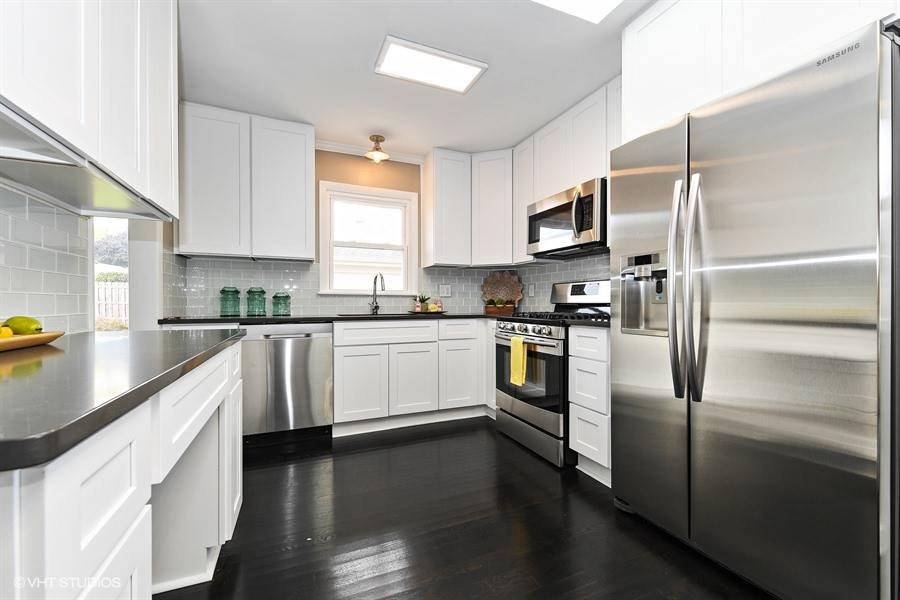 MARGARET JACOBSONRE/MAX NEWPORT ELITE Updated August 2024 Contact