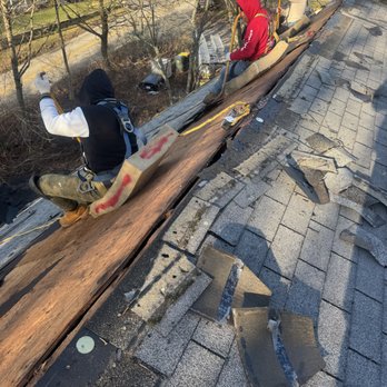 Summer Exterior - Roofing Near Me - West Bridgewater, Massachusetts