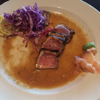 Yard House - Mahi mahi tuna - Bars Near Me - Long Beach, California