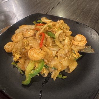 The Asian Bistro - Drunken noodles - Thai Near Me - San Diego, California