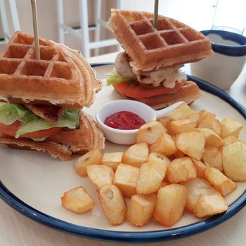 Platform Espresso Bar - Platform Waffle Club Sandwich - Coffee & Tea Near Me - Markham, Ontario