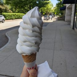 Truly's - Butterscotch soft serve