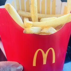 McDonald's - A medium fry that cost $2.99 is only 4 oz. They do not fill the box up anymore
